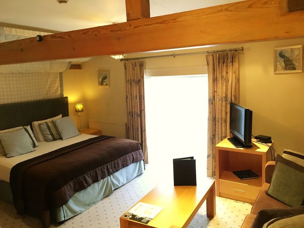 The Highworth Hotel Σουίντον Εξωτερικό φωτογραφία