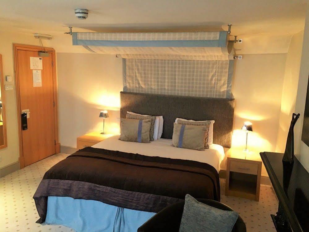 The Highworth Hotel Σουίντον Εξωτερικό φωτογραφία