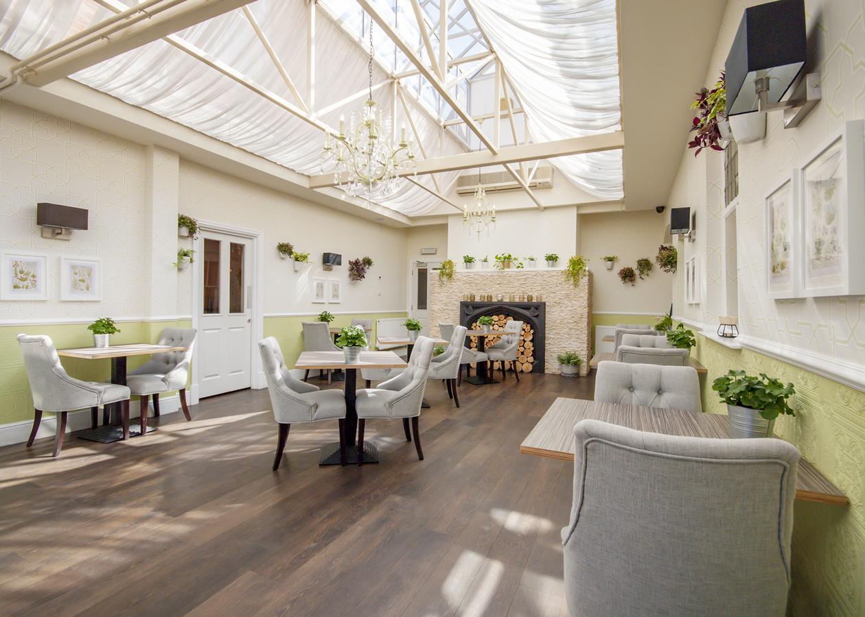 The Highworth Hotel Σουίντον Εξωτερικό φωτογραφία