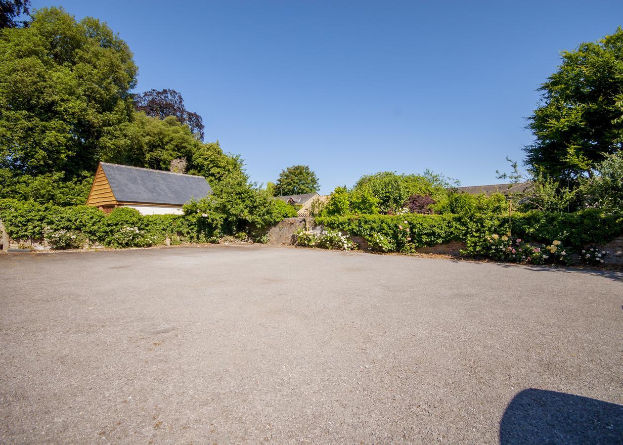 The Highworth Hotel Σουίντον Εξωτερικό φωτογραφία