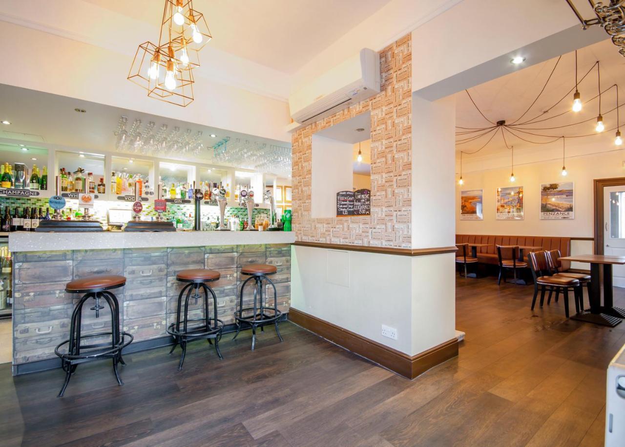 The Highworth Hotel Σουίντον Εξωτερικό φωτογραφία